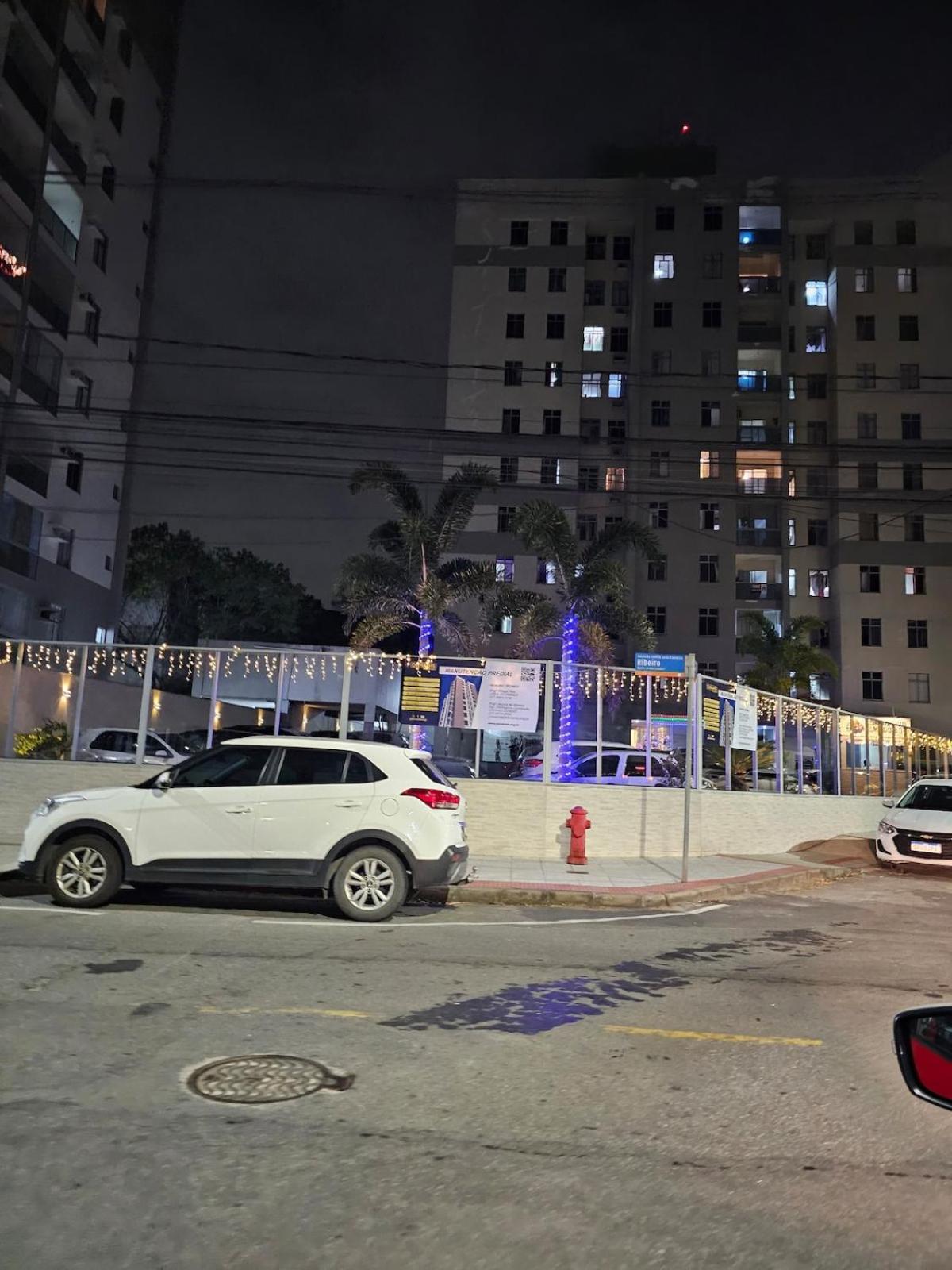 Apartamento Ap Tres Quartos Com Mobiliado Em Jardim Camburi Es
